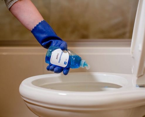 unclog-a-toilet-without-a-plunger-pooles-plumbing